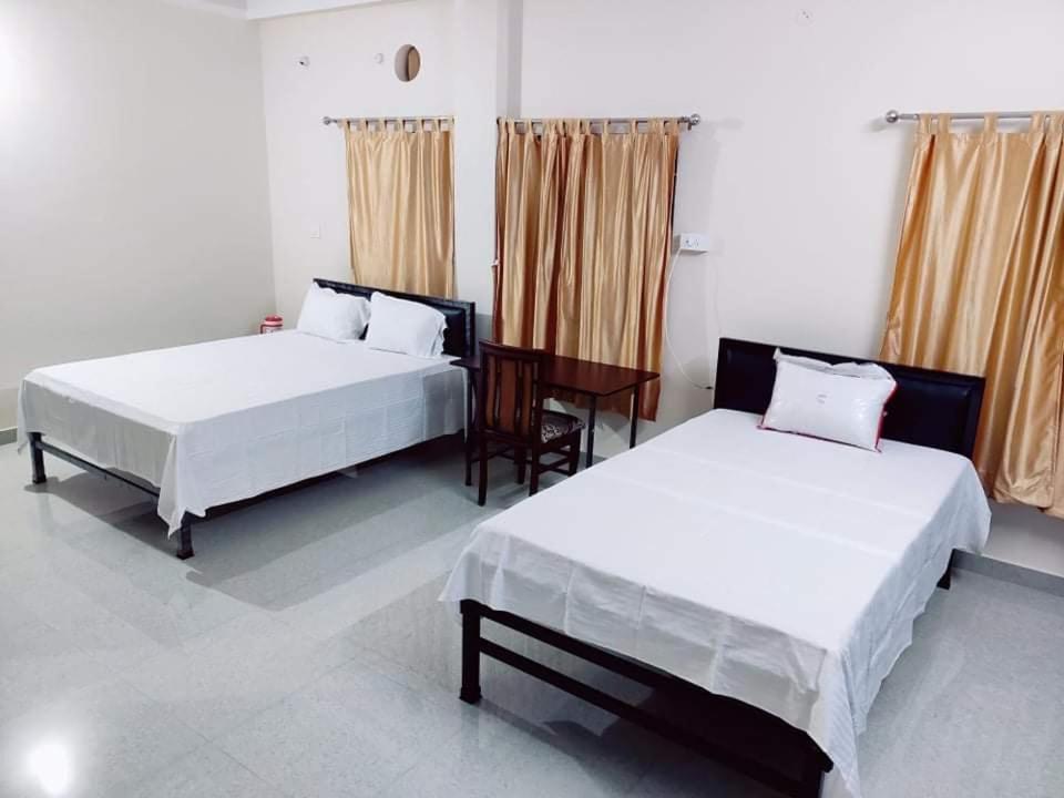 Nilachal Homes Guwahati Buitenkant foto